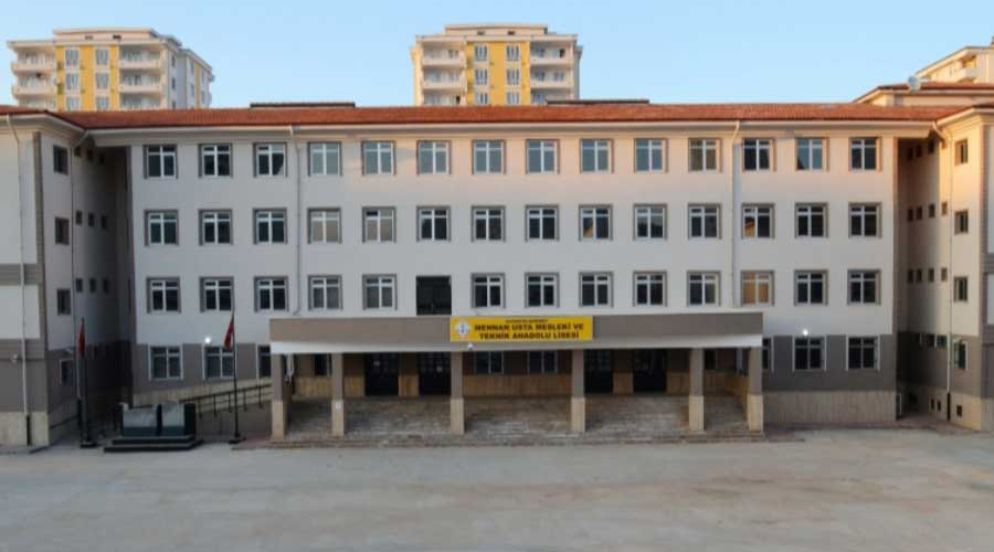 Mennan Usta Mesleki ve Teknik Anadolu Lisesi